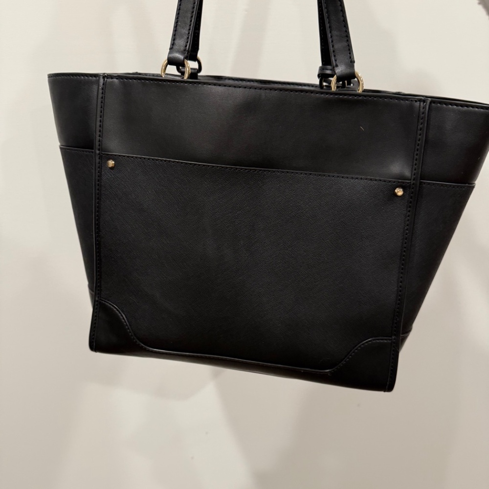 Michael Kors purse - Picture 2 of 9